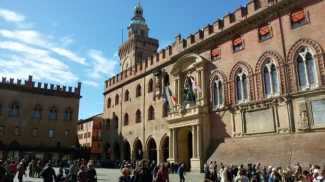 città